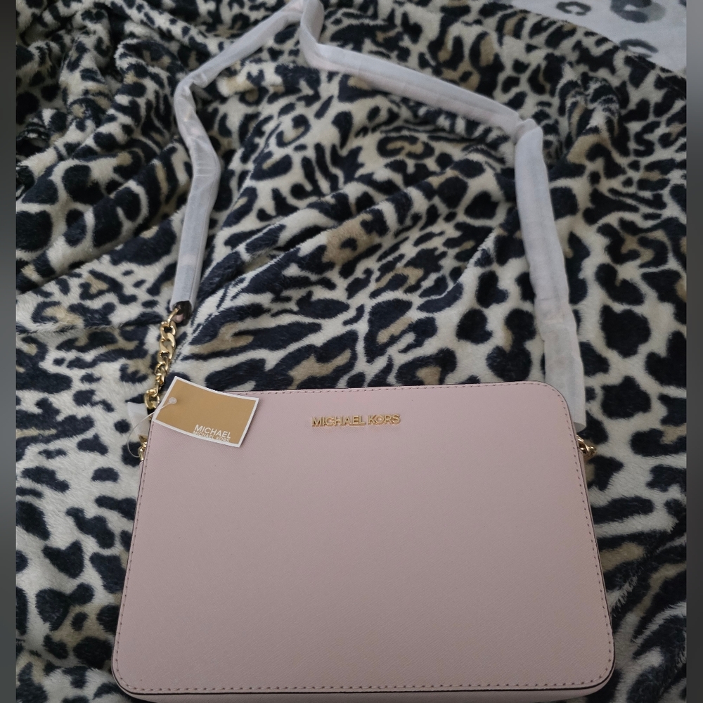 Michael Kors Jet Set Large Powder Blush Crossbody  NWT Factory Wrapped